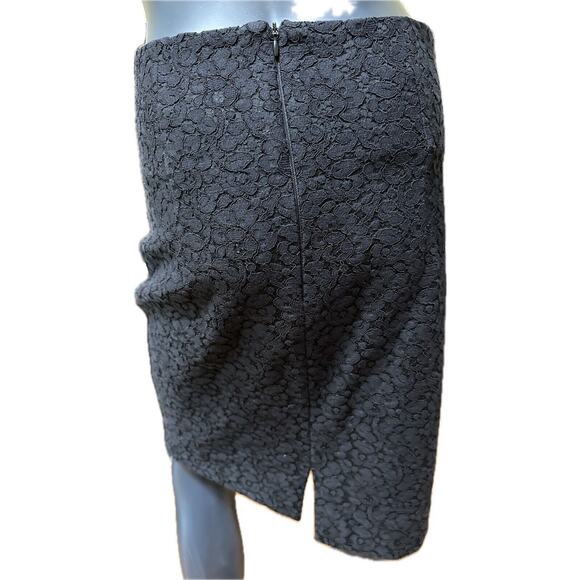 Zara Black Floral Lace Pencil Skirt High Waisted Back Slit Size Small - Picture 2 of 7